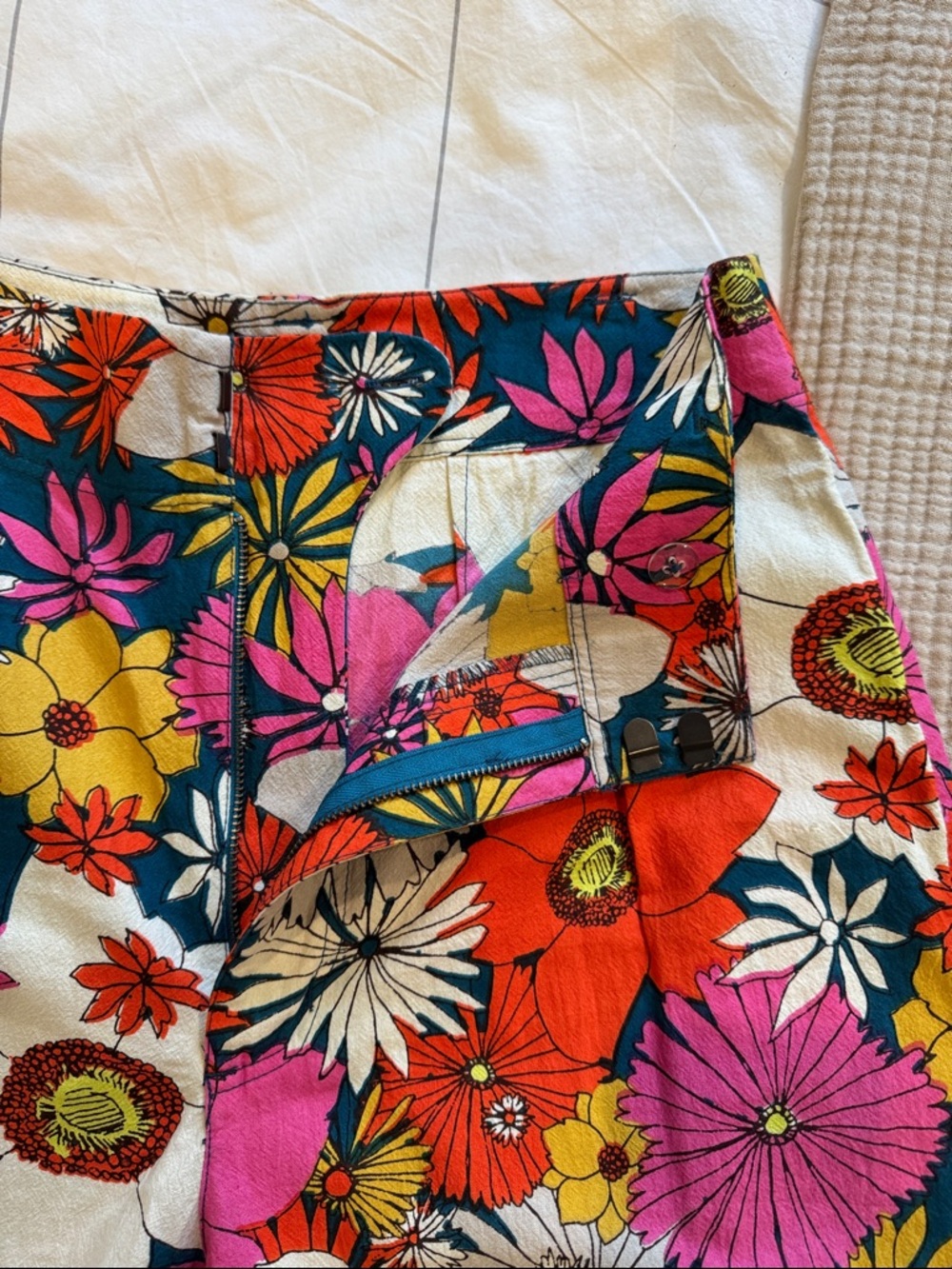 Free People Tessa Tapered Pants Retro Floral High Rise Crop Size 4 - Picture 5 of 9